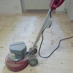Tellerschleifer (Einscheibenmaschine) » MaschinenVerleih Halle 0178